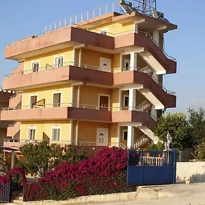 Ardi Apartmán Sarandë