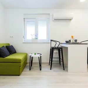 Apartament 2sis, Zadar