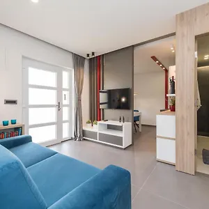  Apartment Dalí